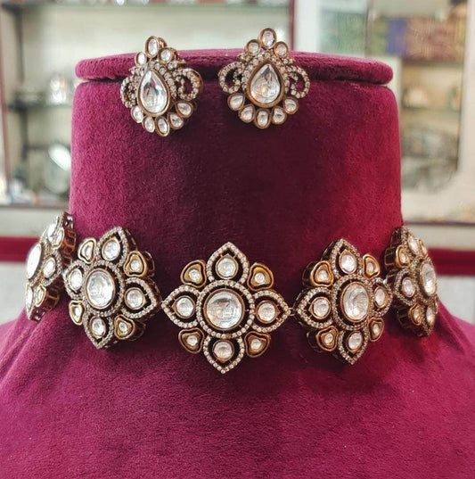 Saloni Brass-Based Uncut Choker With Studs